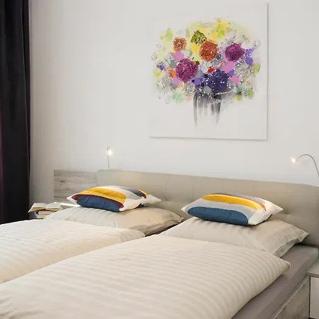 Leon Apartment